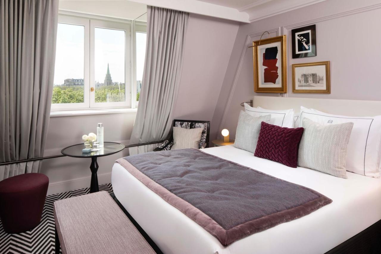 Boutique Room Eiffel Tower View,1351877965:JPEG