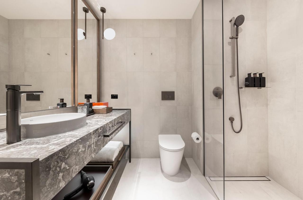 Twin Room with City View