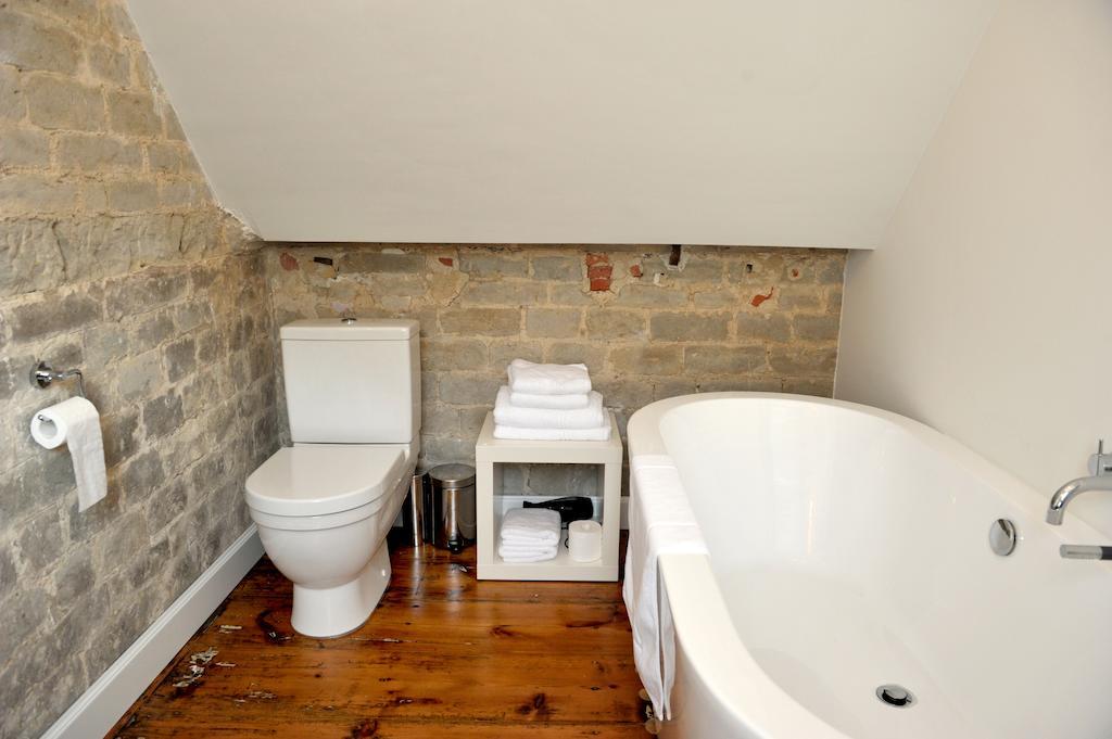 Standard Double Room Bath