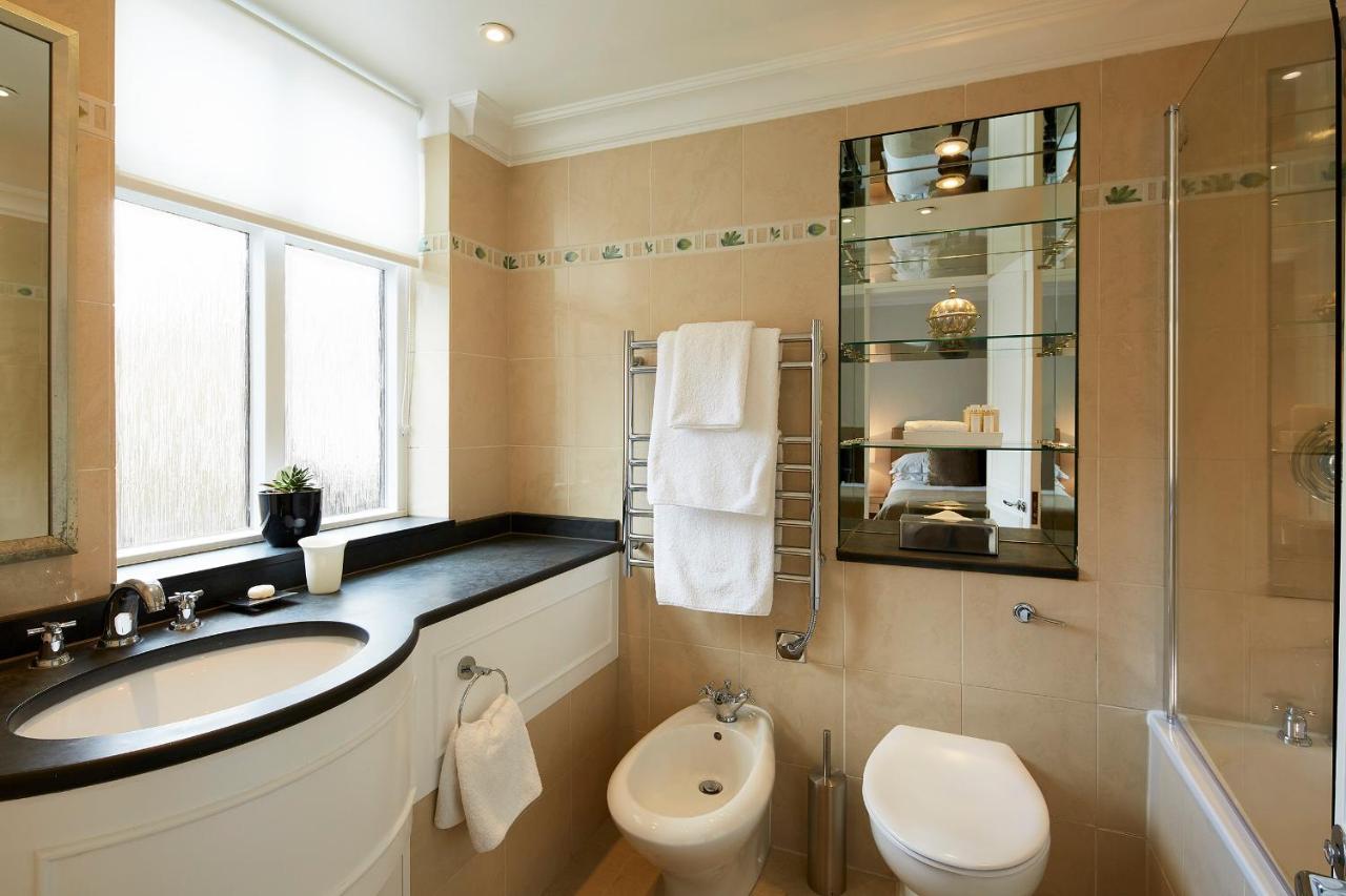 Luxury Two-Bedroom Apartment,1094094096:JPEG