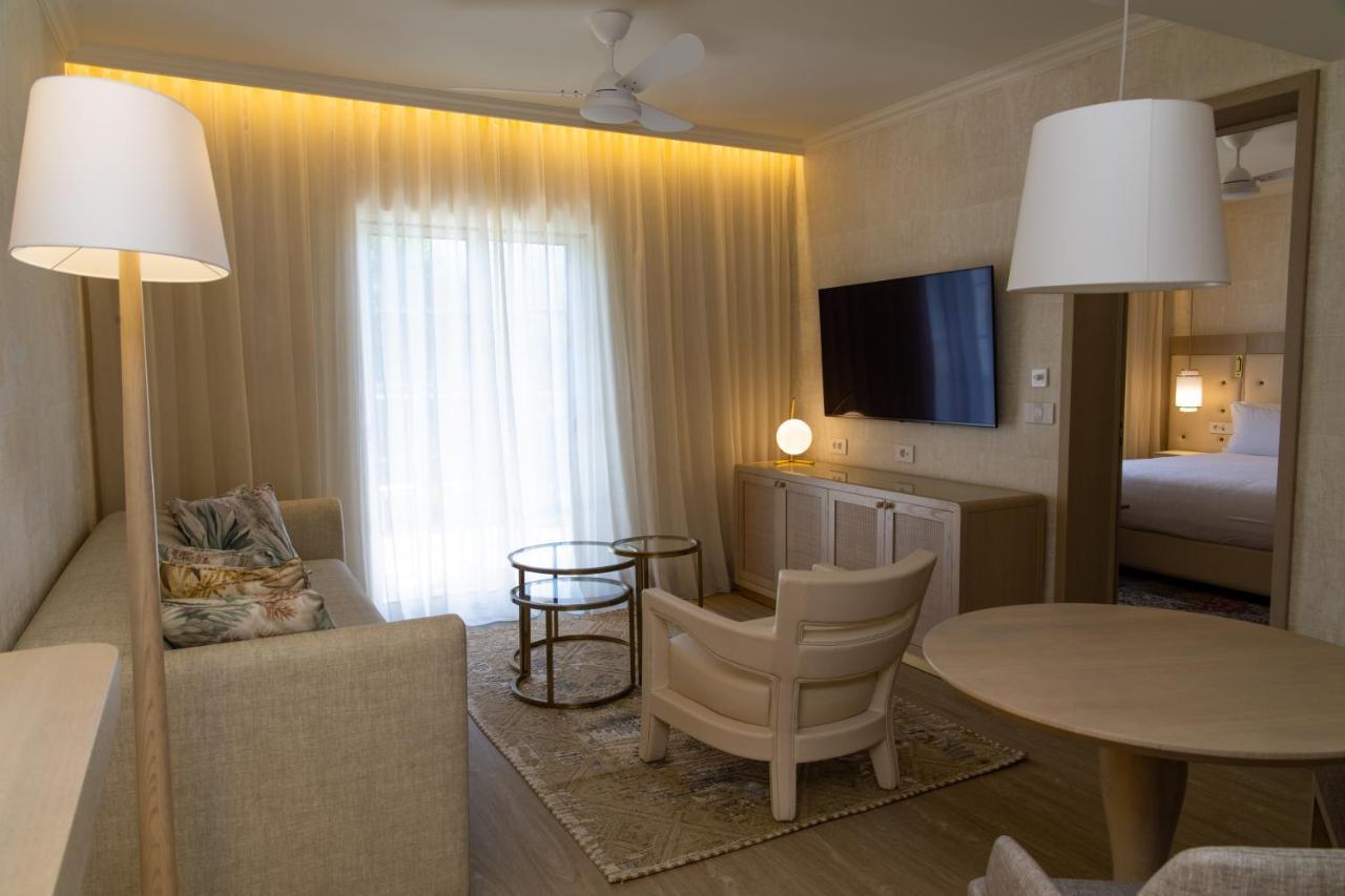 Suite Premium - Vue sur Mer (2 Adultes + 2 Enfants de 10 Ans Maximum)