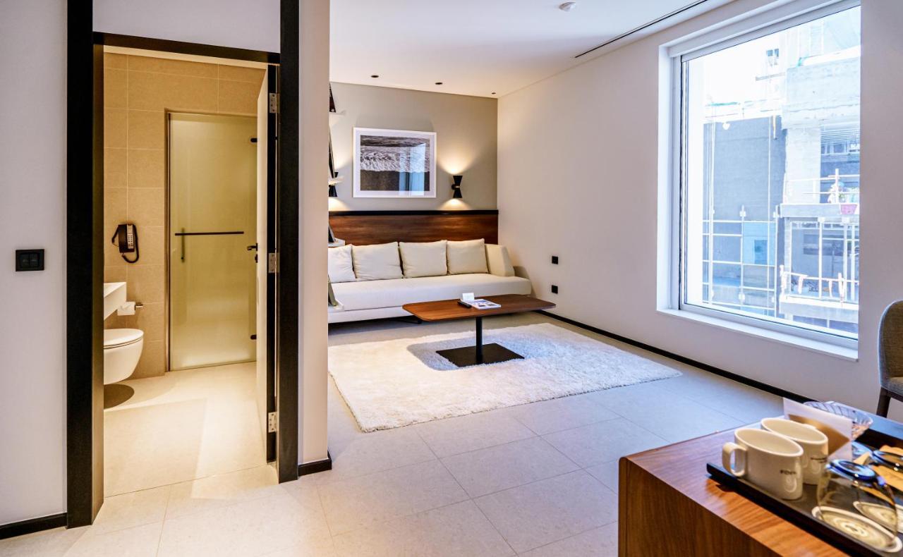 One-Bedroom Suite