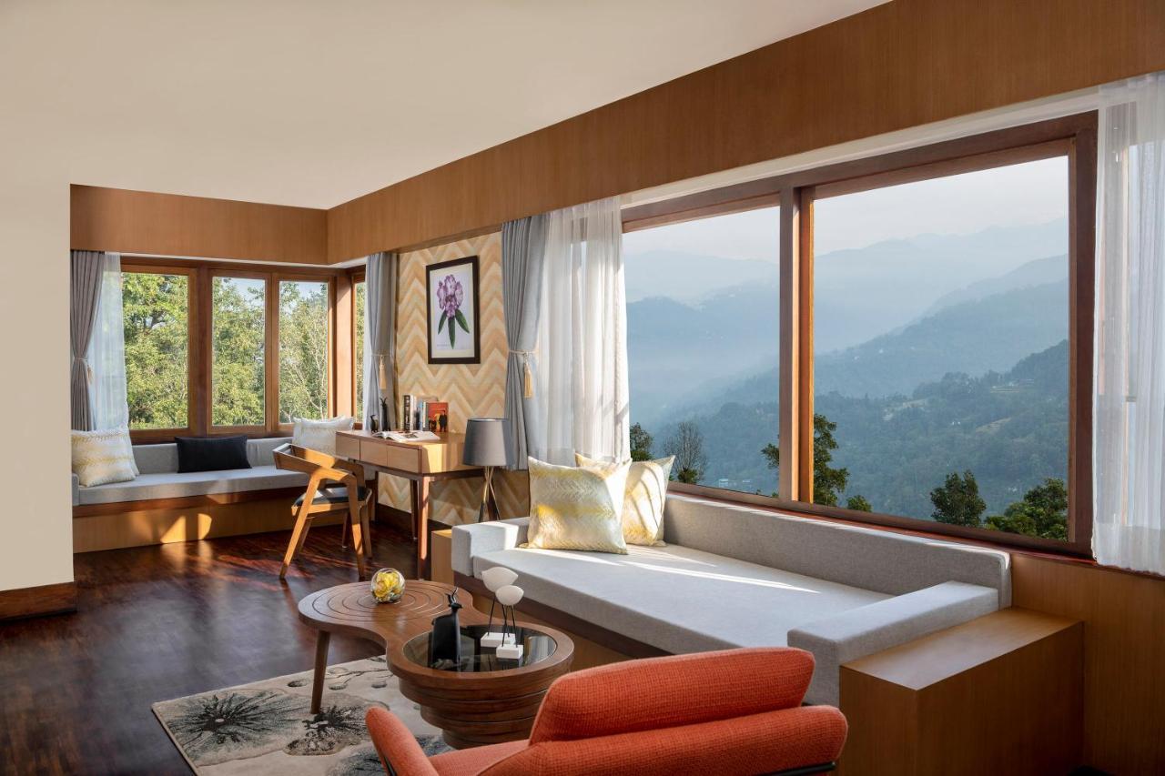 Premium Suite Pool View