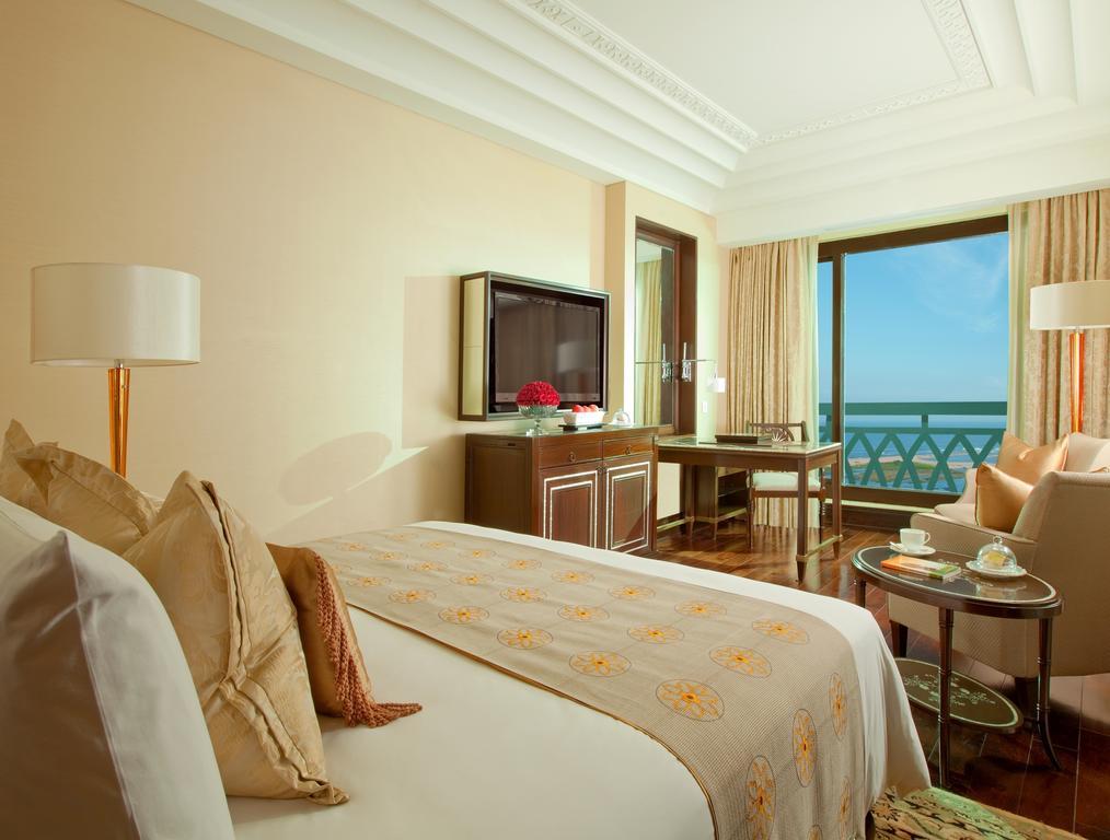 Deluxe Double or Twin Room Sea View