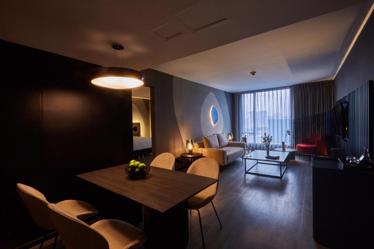 Executive King Suite,1528006864:JPEG
