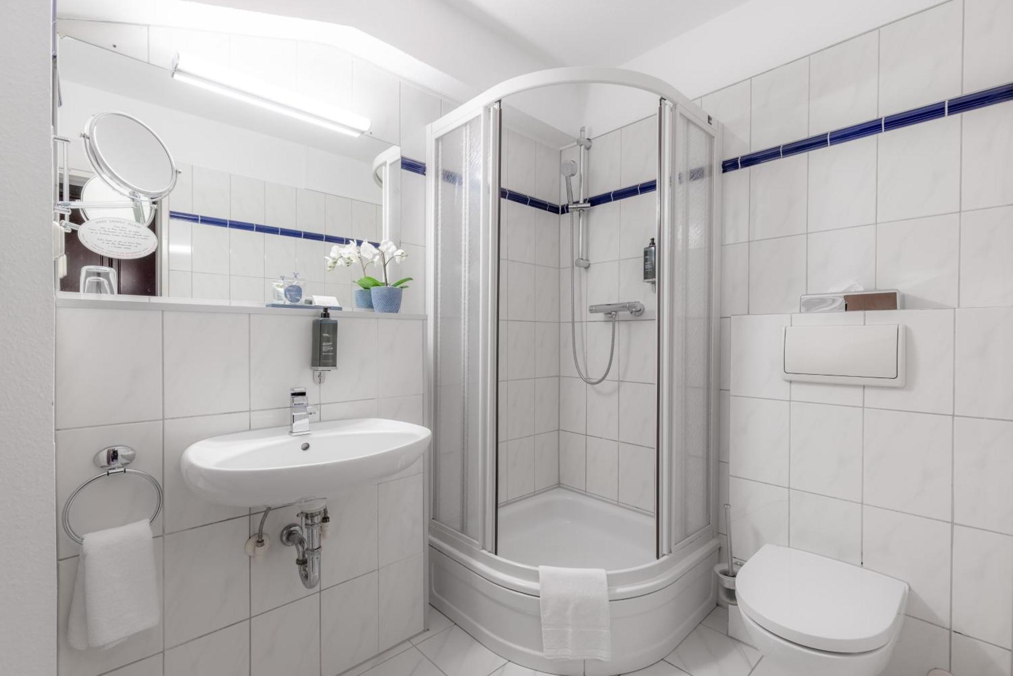 Economy Single Room