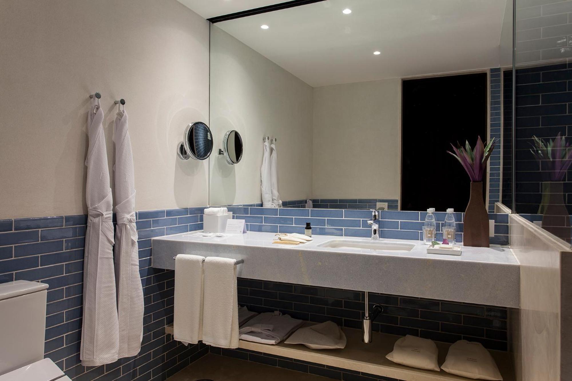 Deluxe King Room,1220404849:JPEG