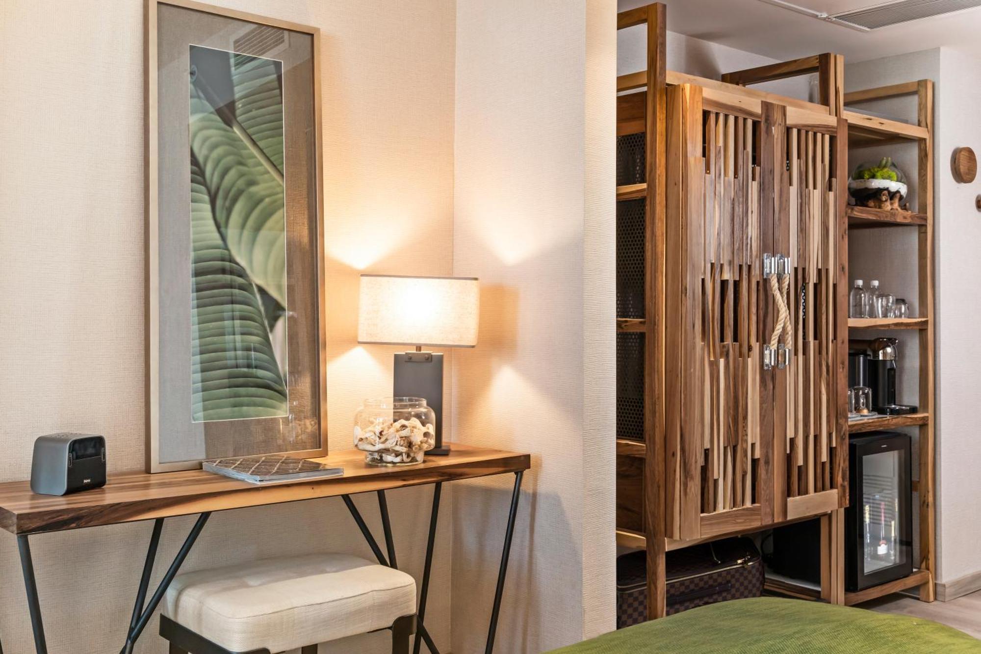 Double or Twin Room with Pool View