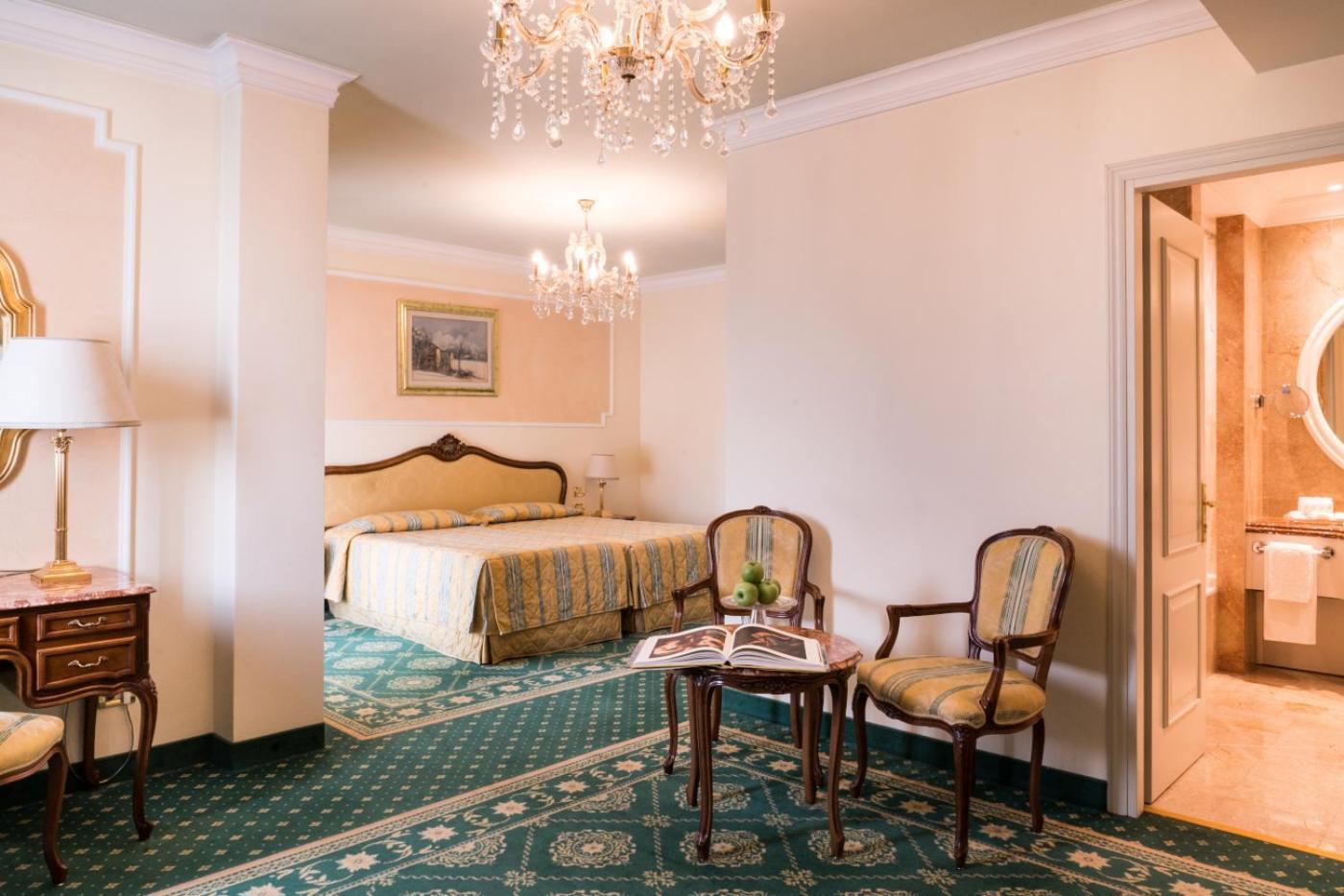 Classic Double or Twin Room