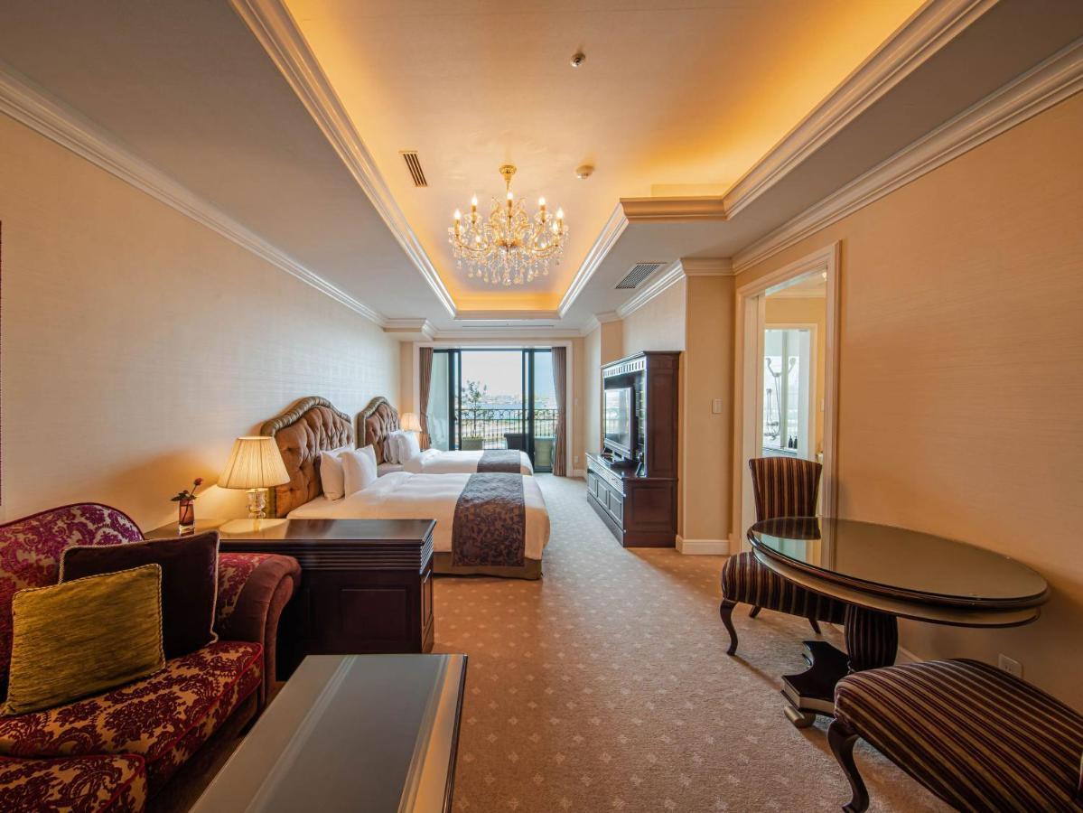 Superior Twin Room Luxury Floor