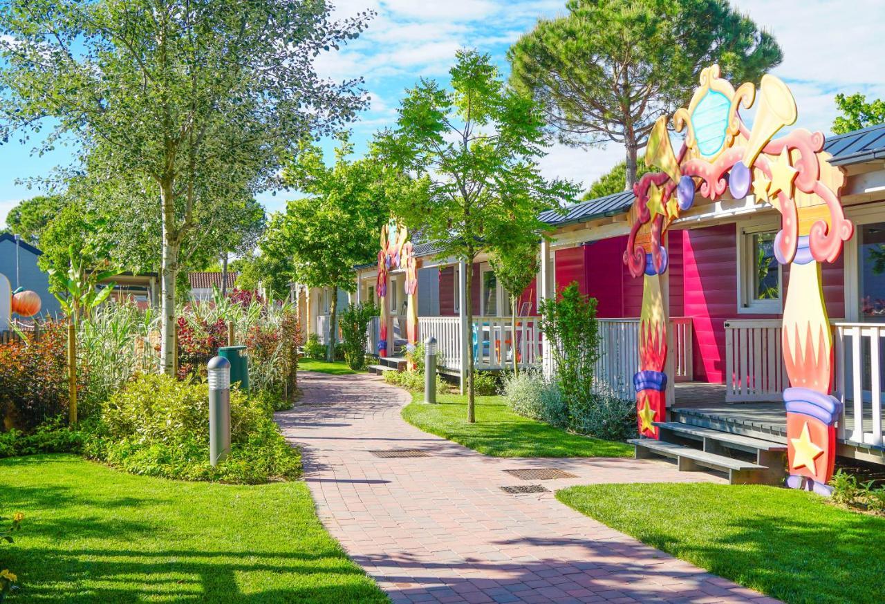 Mobile Home,1238067532:JPEG