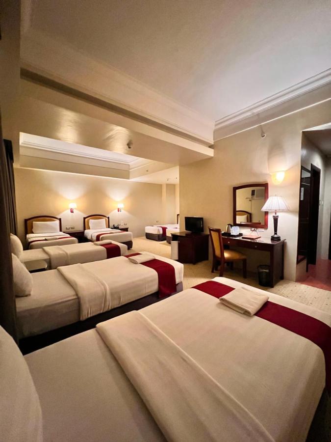 Grand Family Suite (7 Persons)