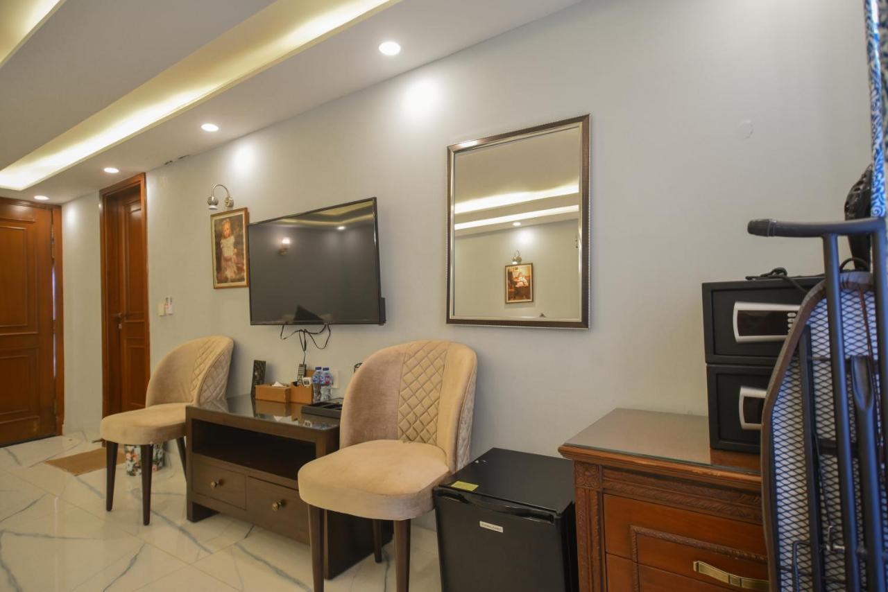 Deluxe Quadruple Room