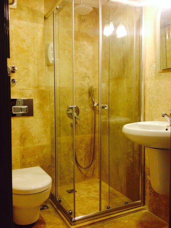 Standard Double or Twin Room,1580510485:JPEG