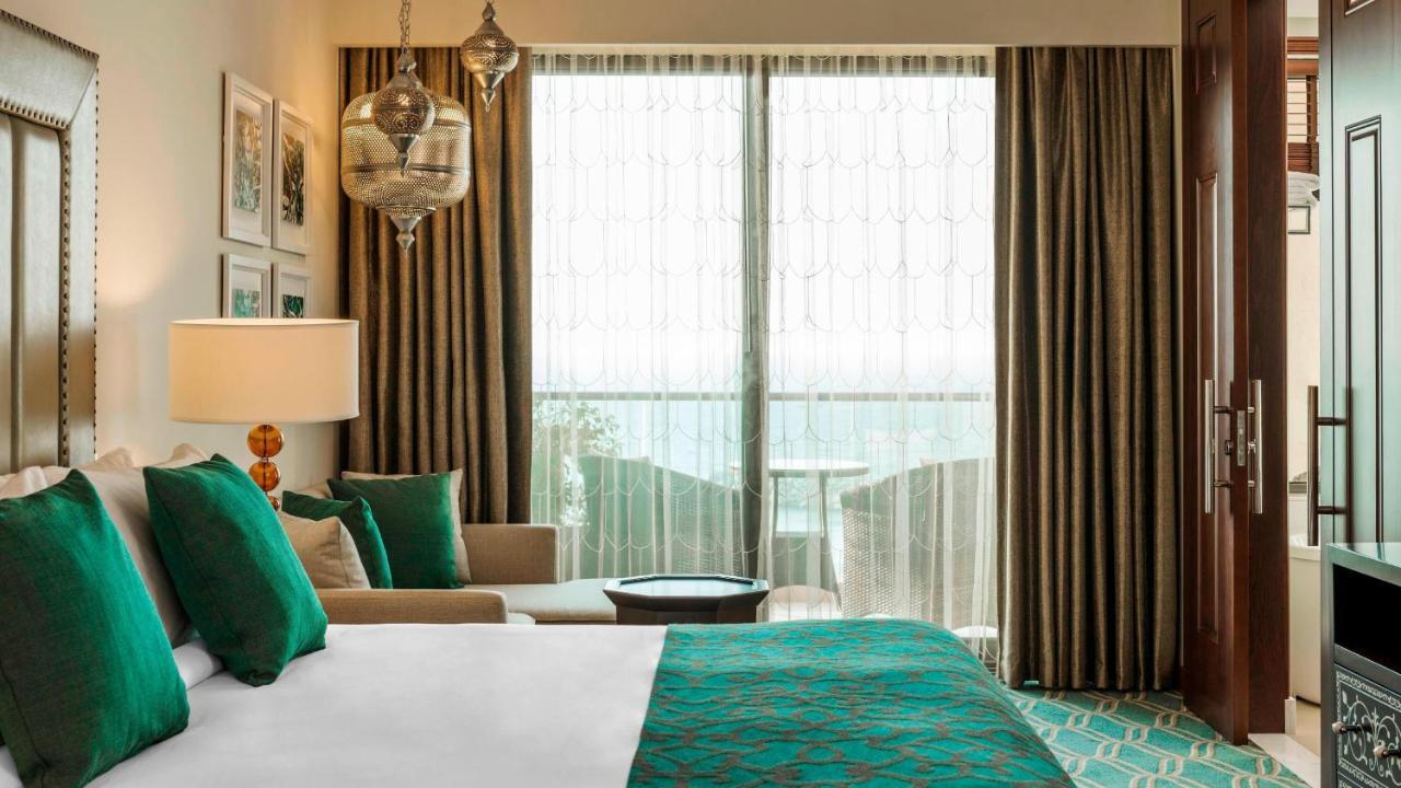 Deluxe Room Sea View Guest room 1 King Sea view Balcony