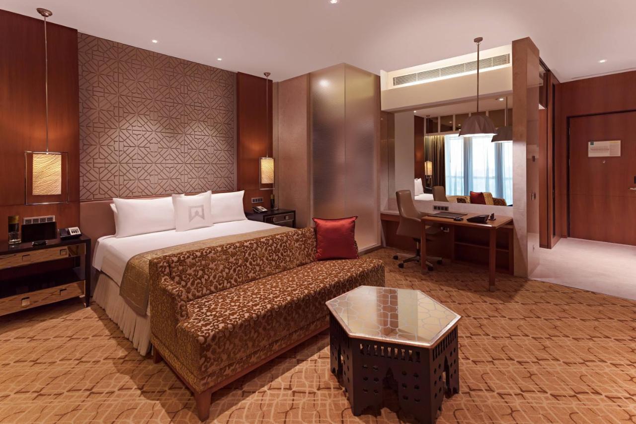 Towers Club lounge access Guest room City view,1418895558:JPEG