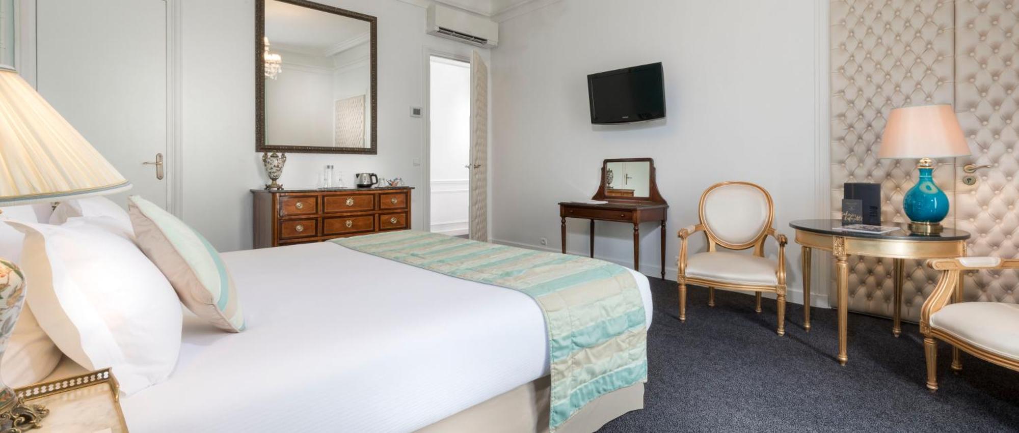 Deluxe Room,1589553382:JPEG