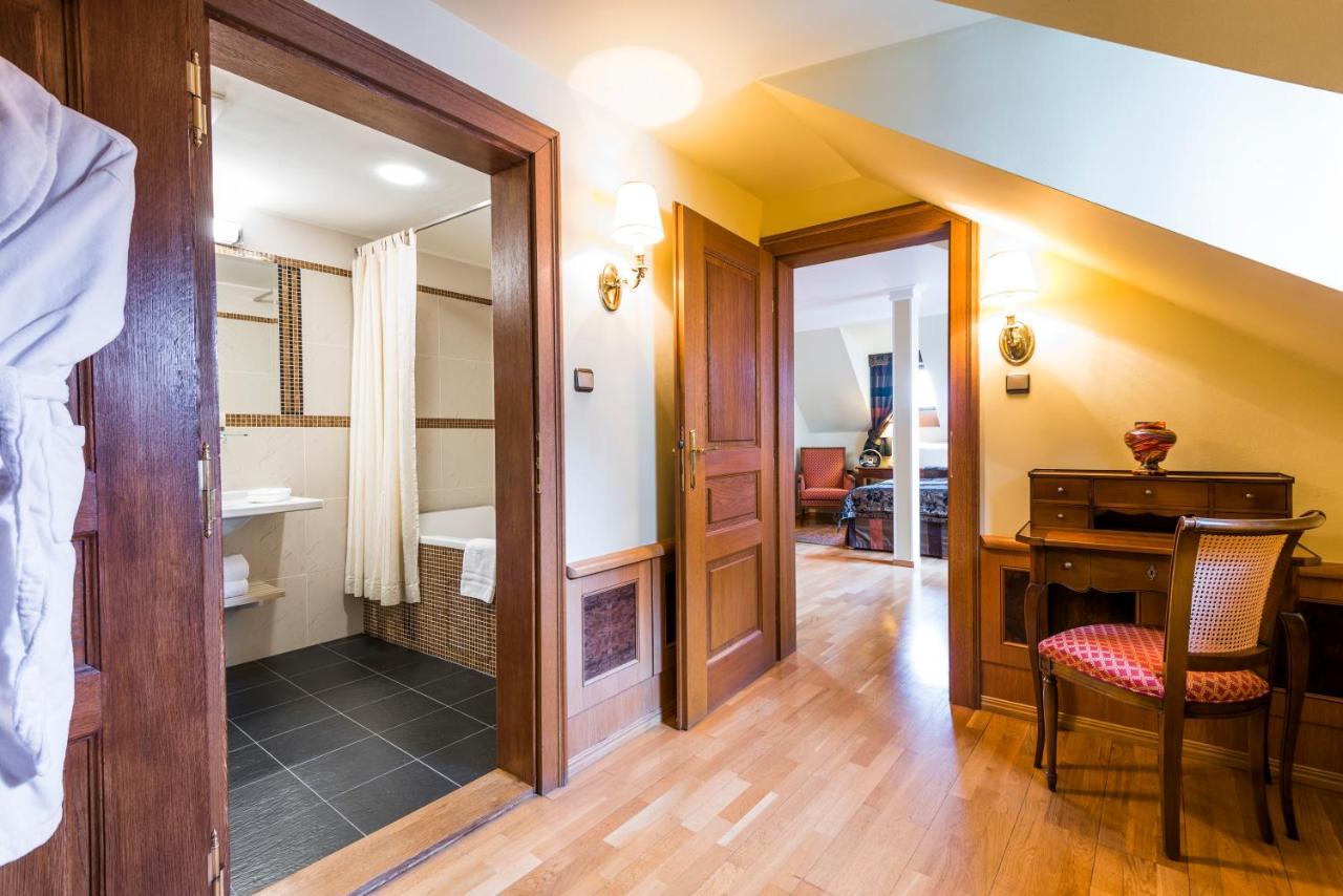 Grand Deluxe Double or Twin Room