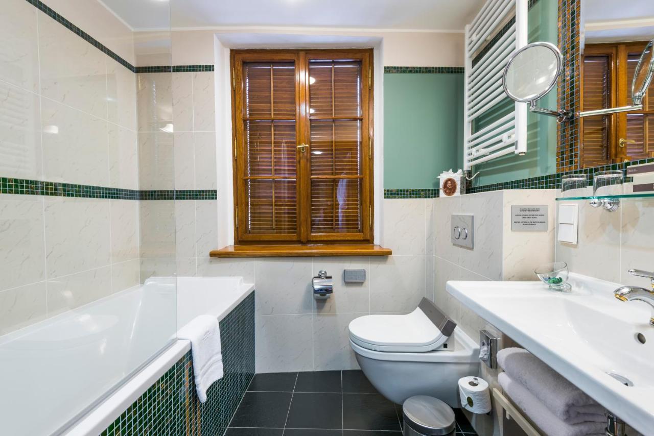 Grand Deluxe Double or Twin Room