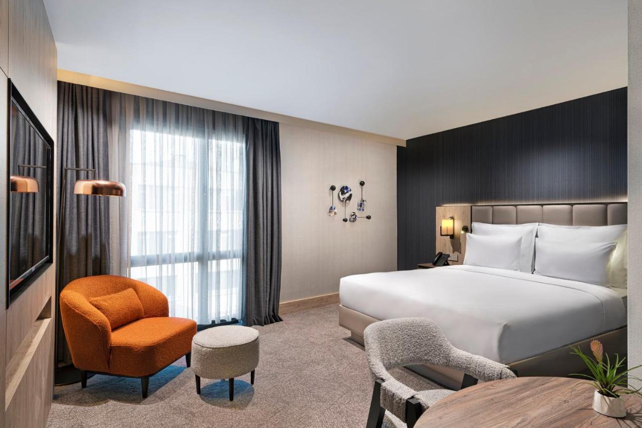 Premium King Room