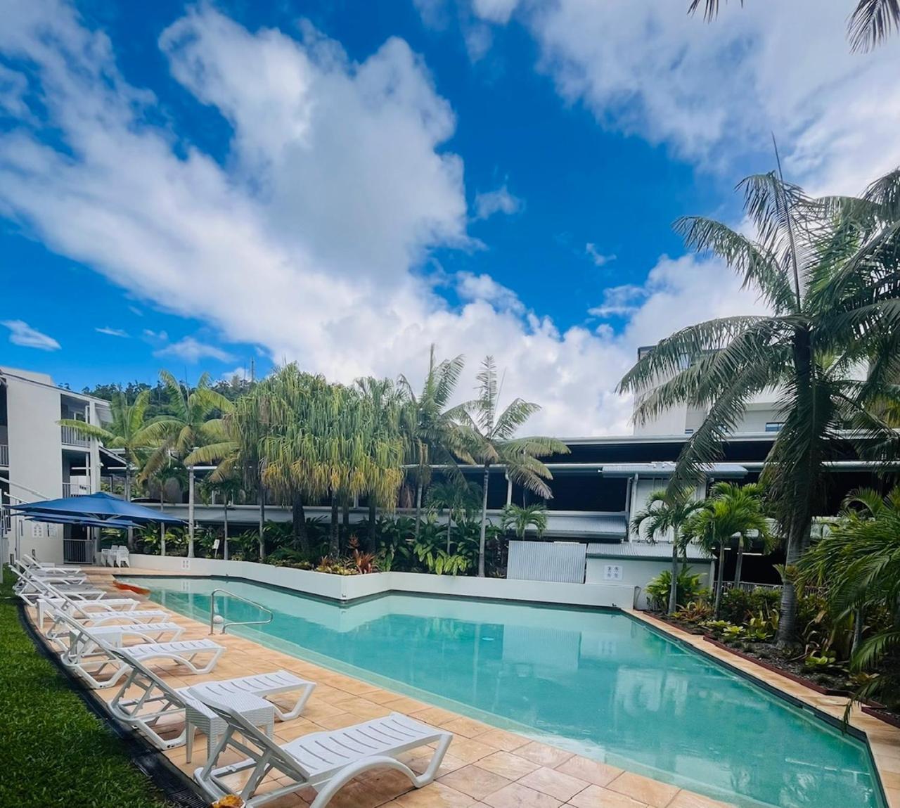 One-Bedroom Apartment Spa Bath Garden View