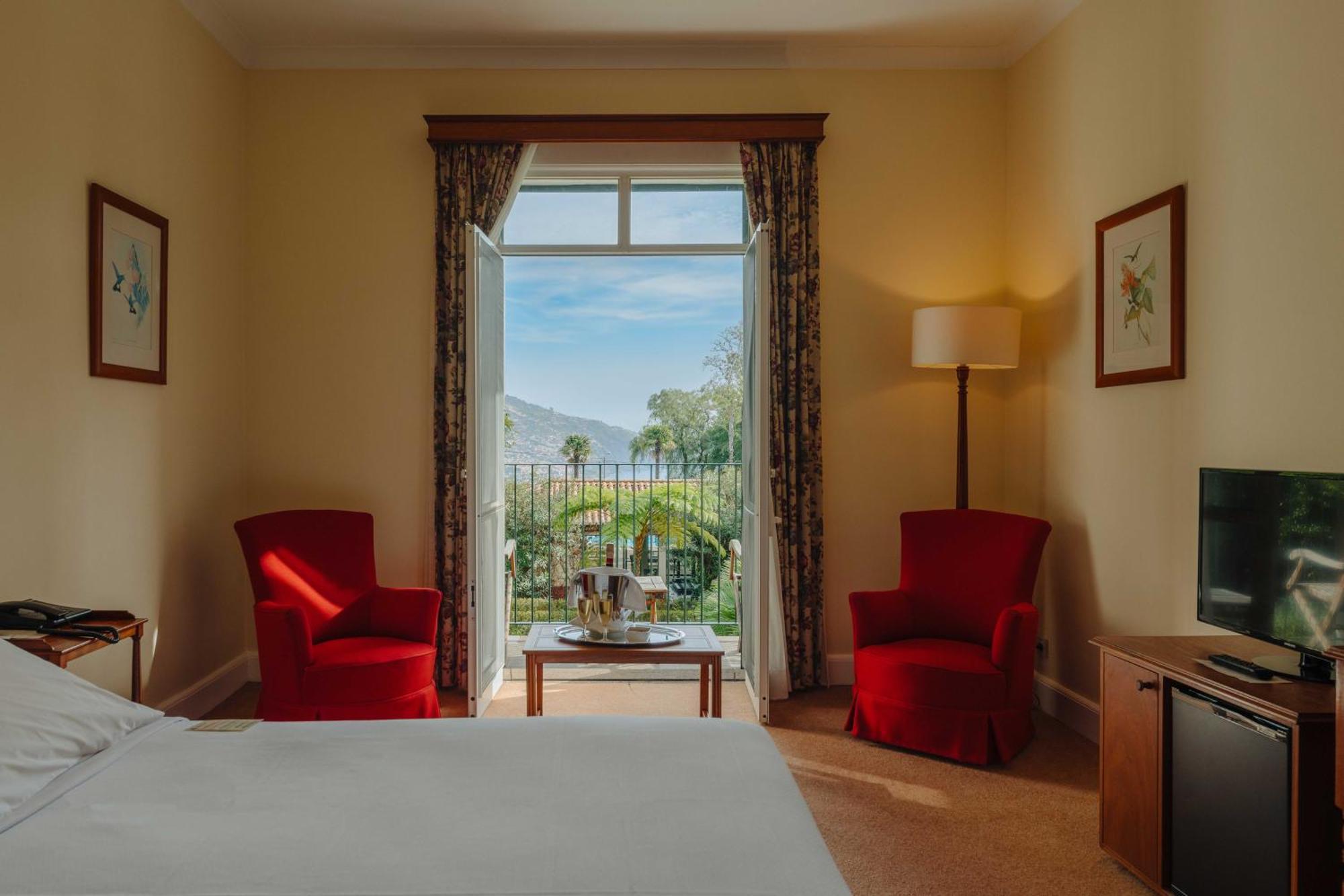 Superior Double or Twin Room with Balcony and Panoramic View,1580272971:JPEG