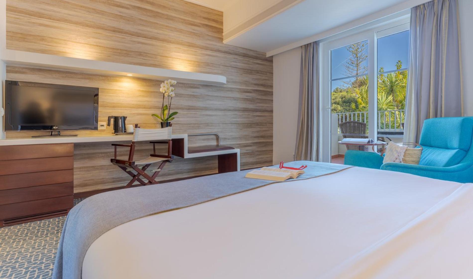 Double or Twin Room Garden View