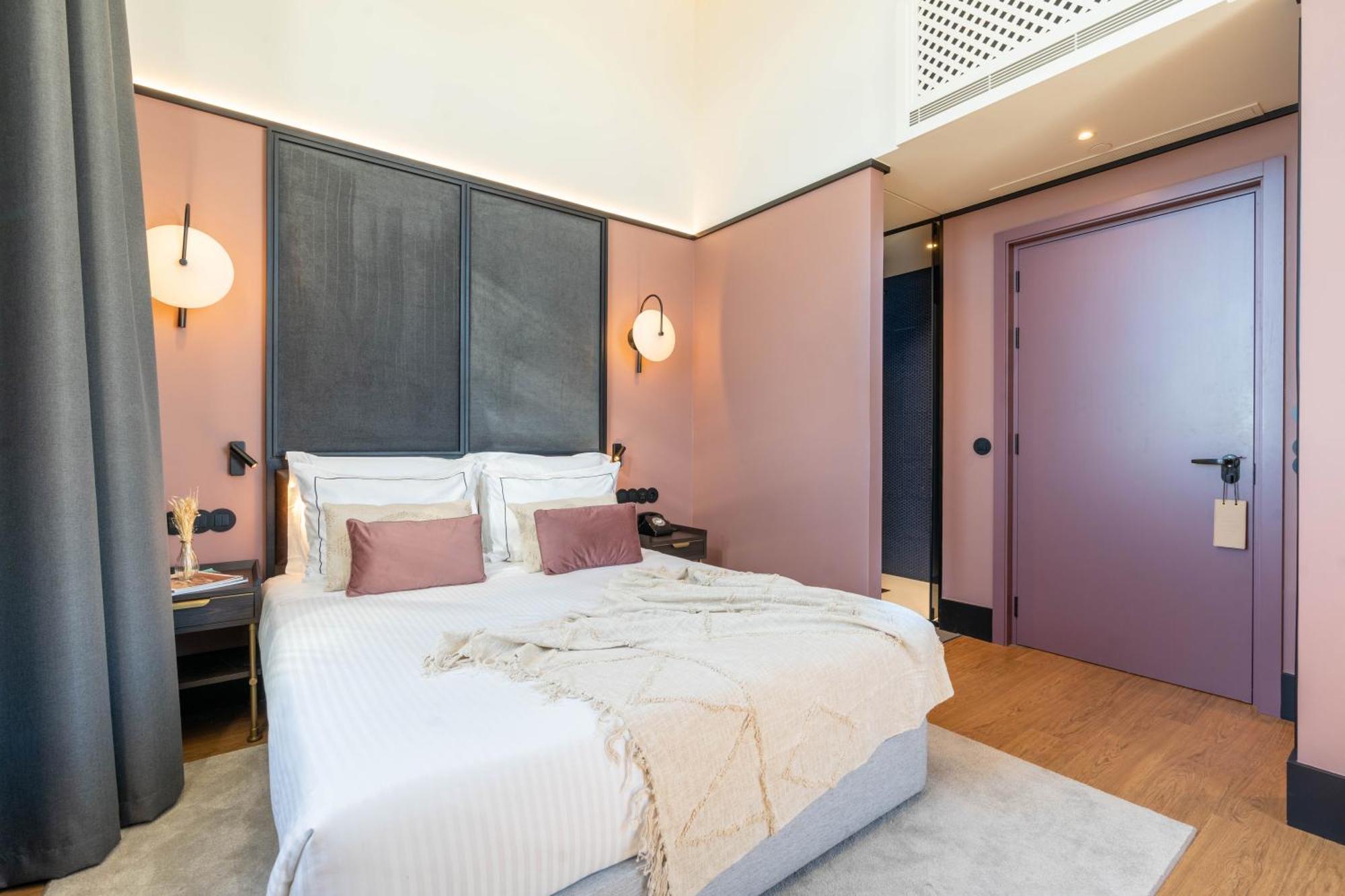 Chambre Double Confortable - Vue sur Rivière