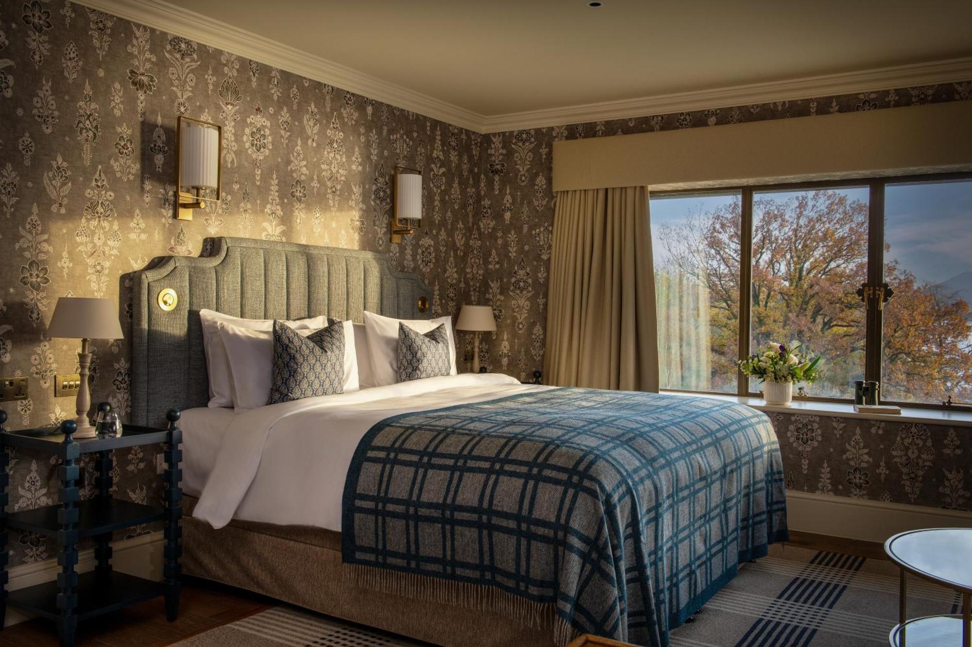Windermere Feature