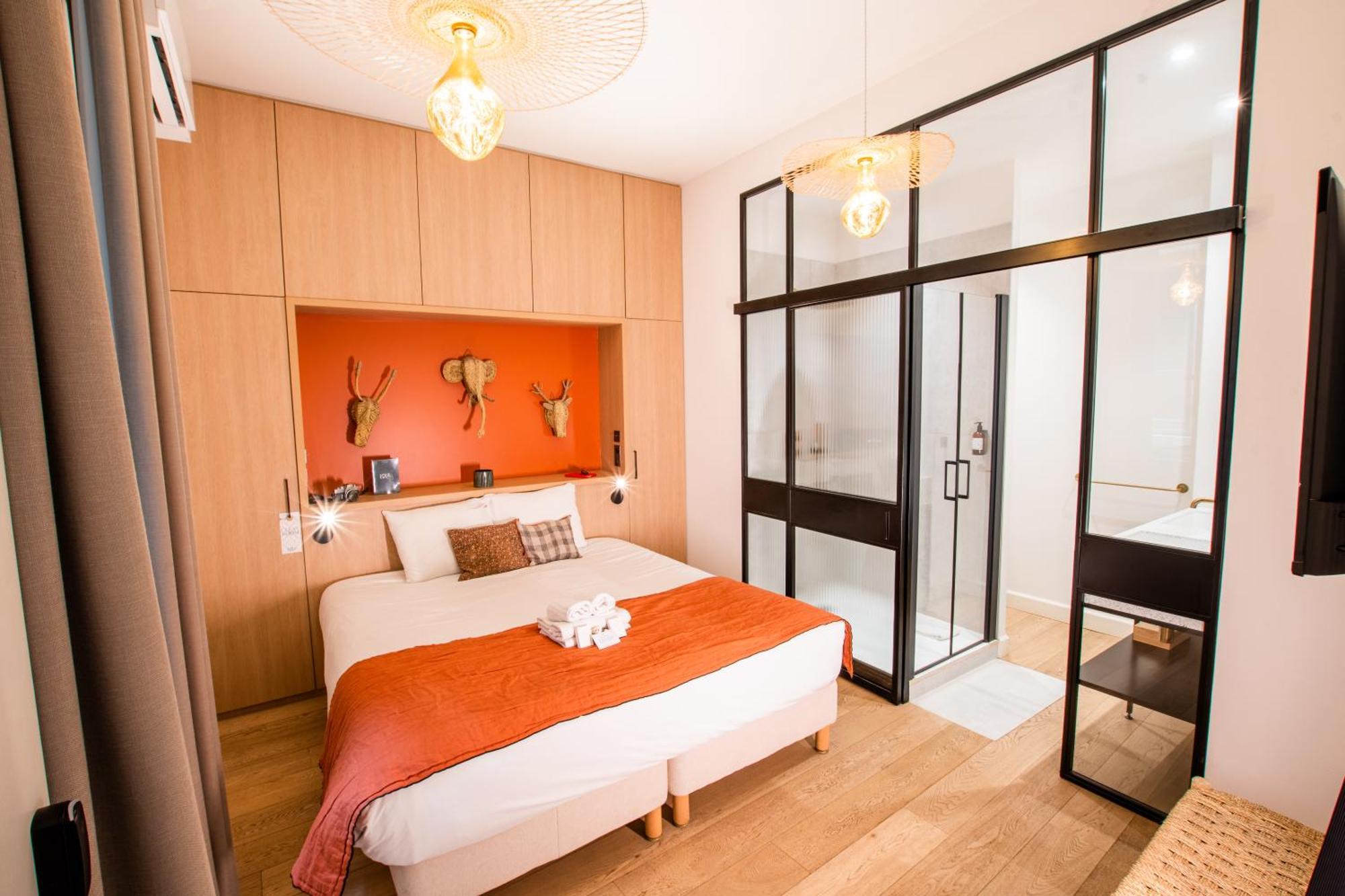 Large Double Room,1542663796:JPEG