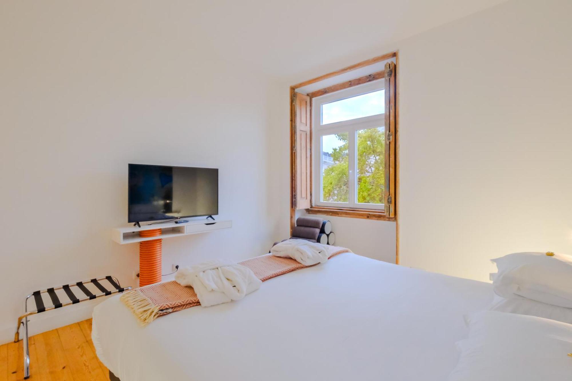 One-Bedroom Apartment City View