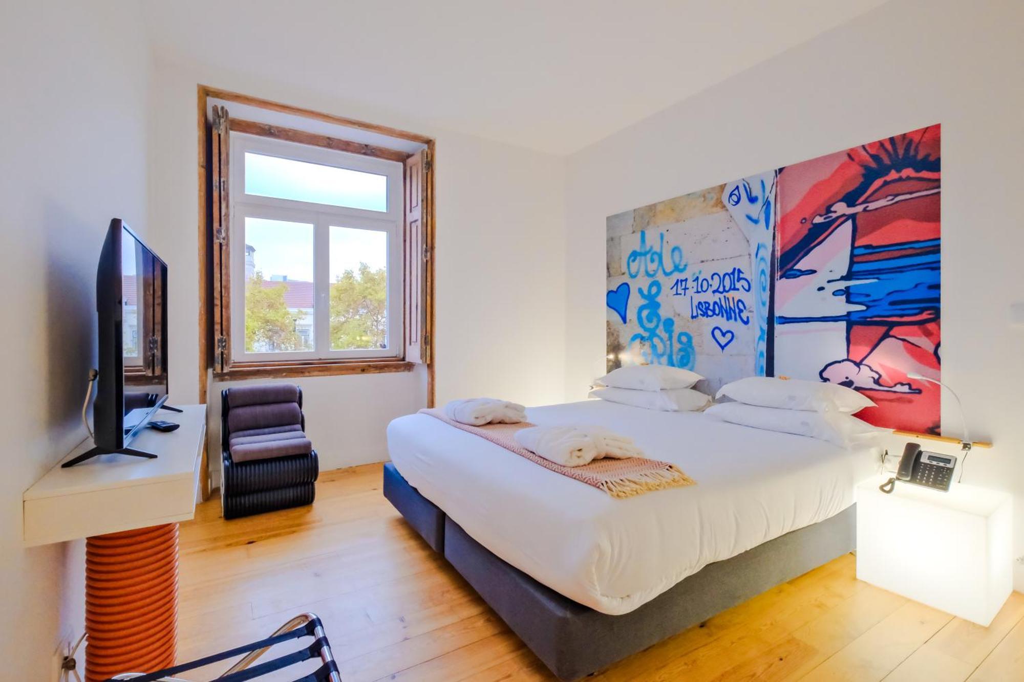One-Bedroom Apartment City View