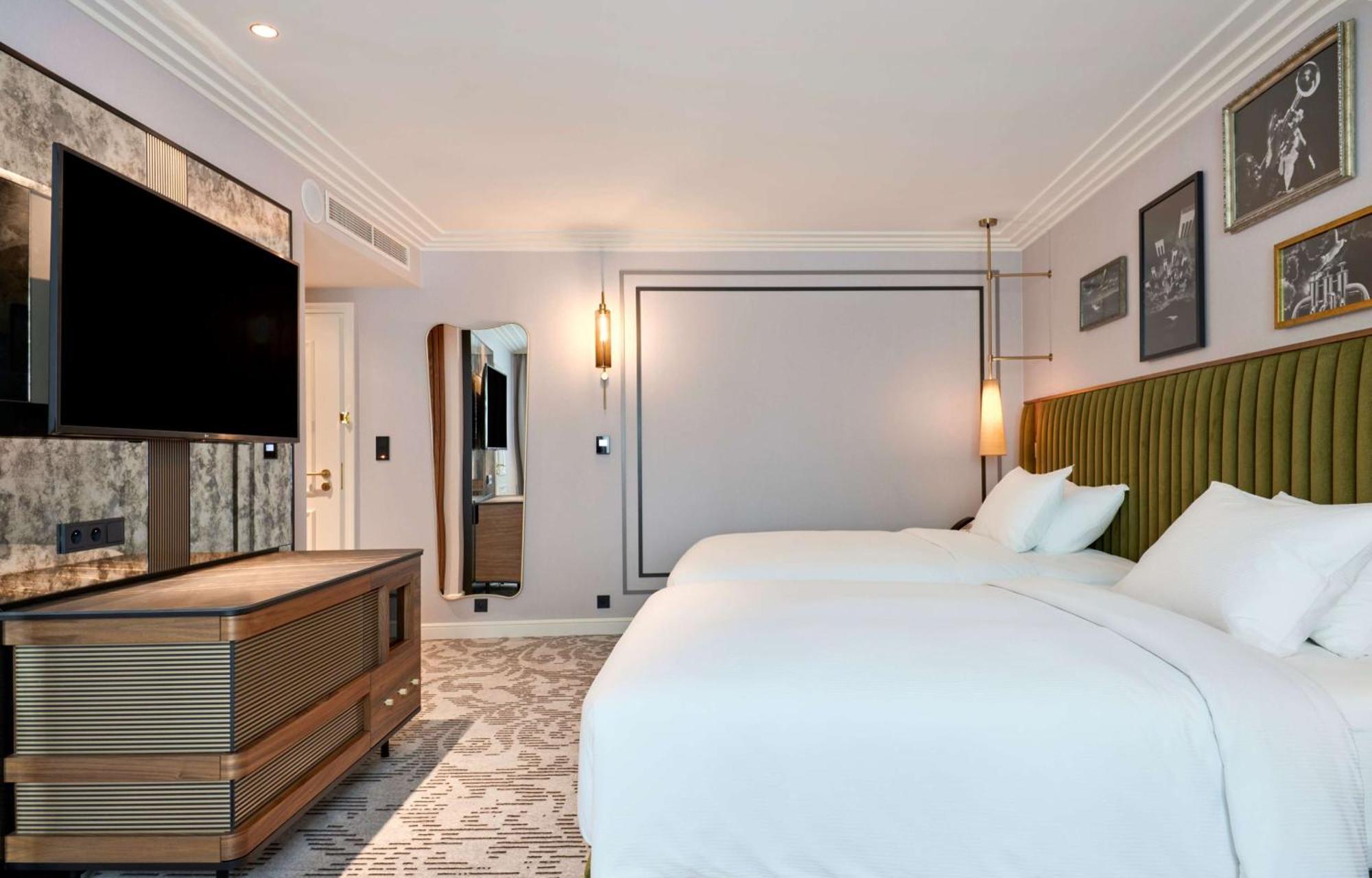 Deluxe Courtyard Double Room with Two Double Beds,1544659018:JPEG