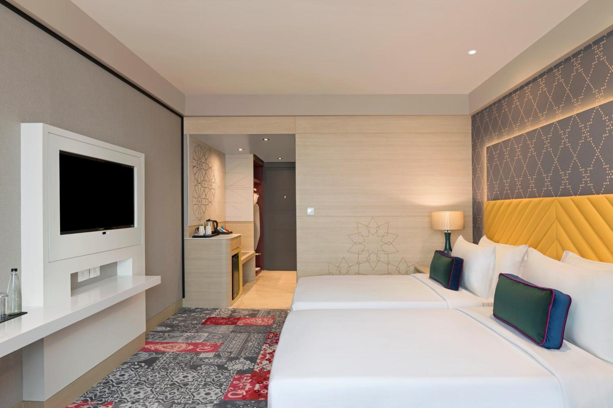 Superior Twin Room on food beverage spa laundry | 11 IMFL Happy Hours from 6 to 8 pm