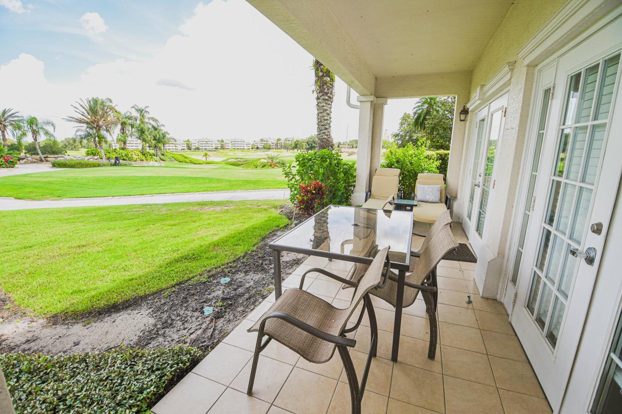 Three-Bedroom Villa 2 Baths Waterpark Access