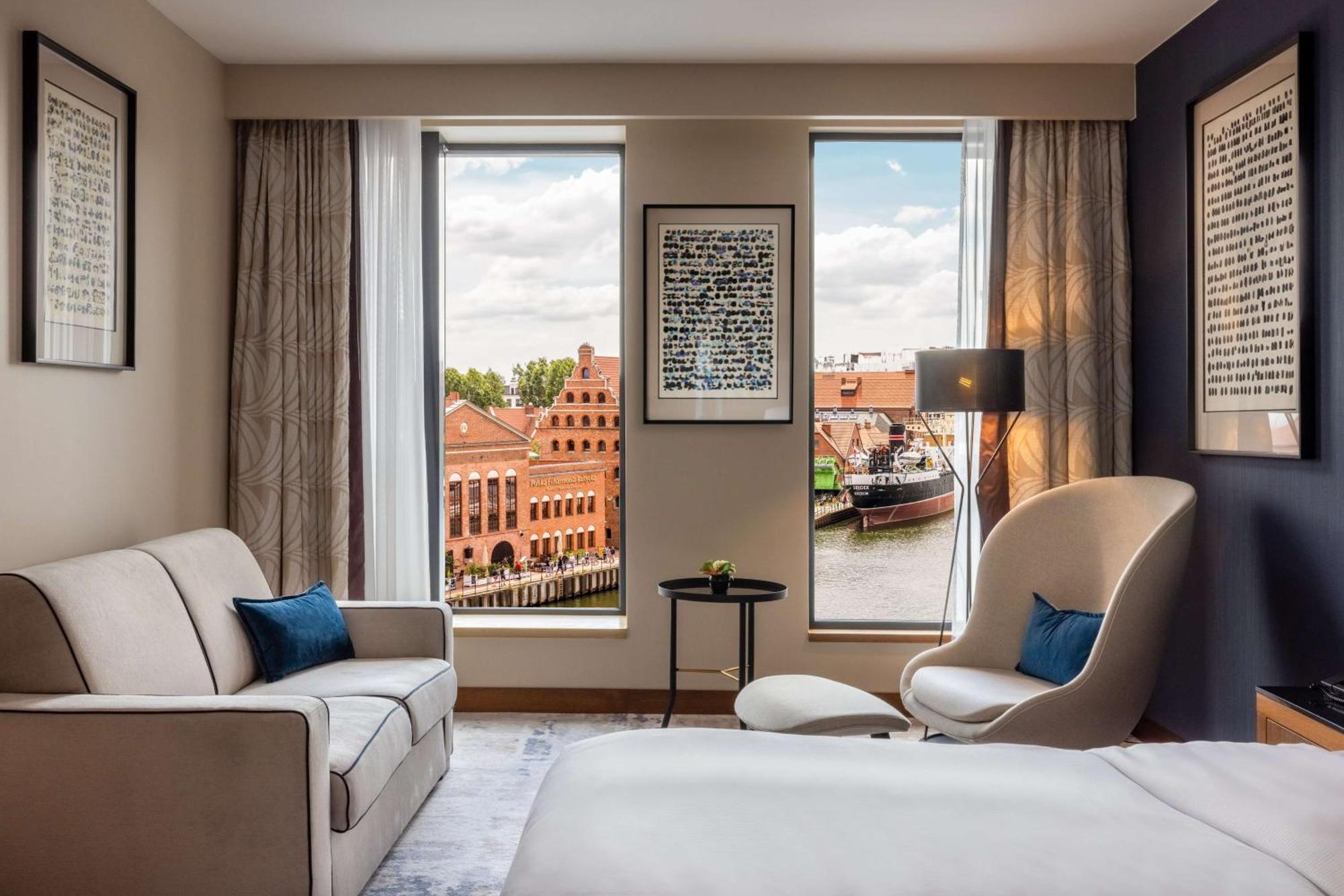 Deluxe King Room with River View