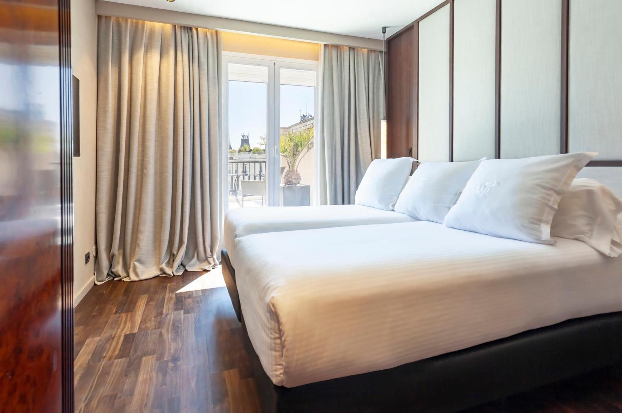 Duplex Room