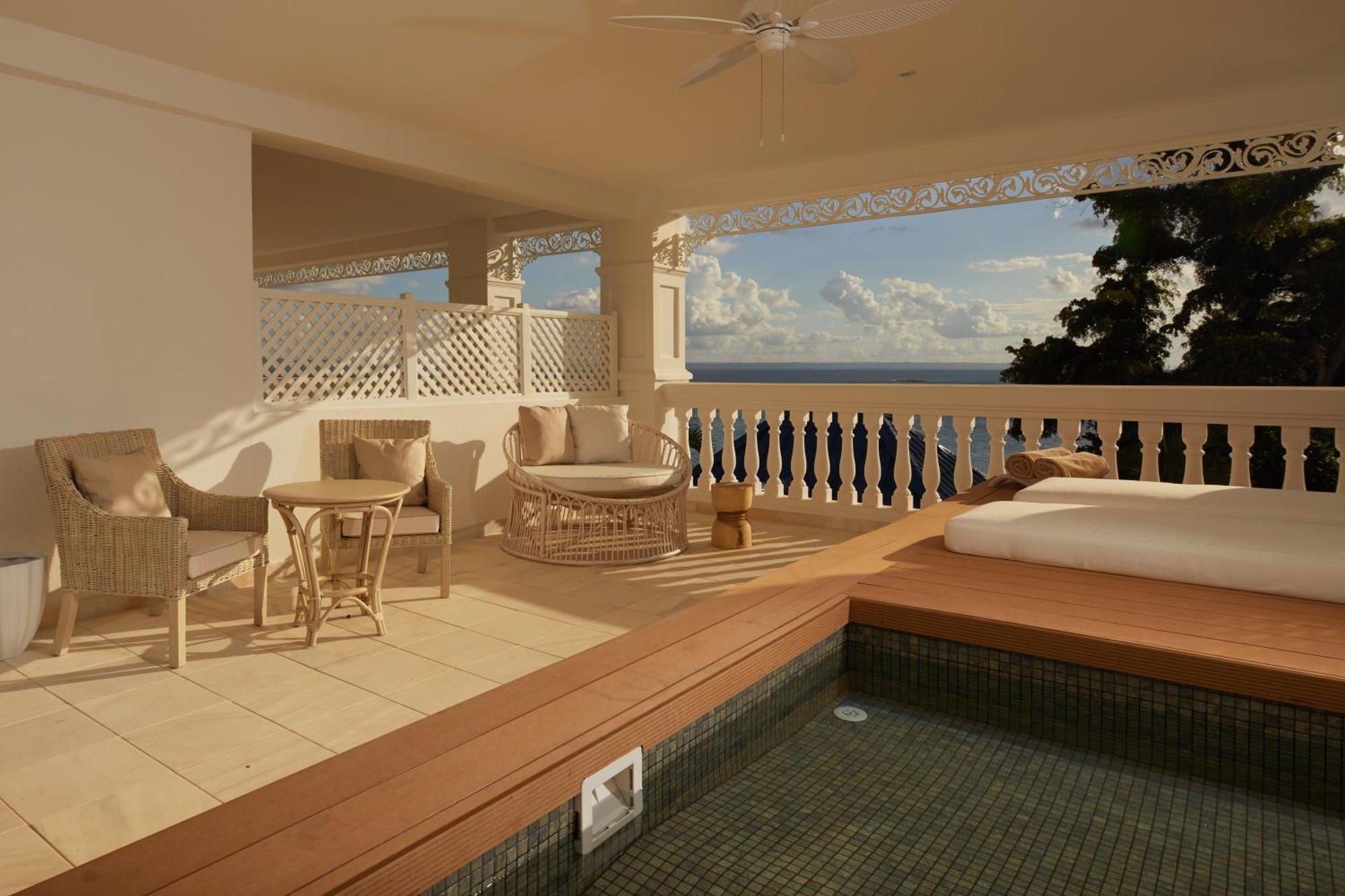 Family Junior Suite Plunge Pool
