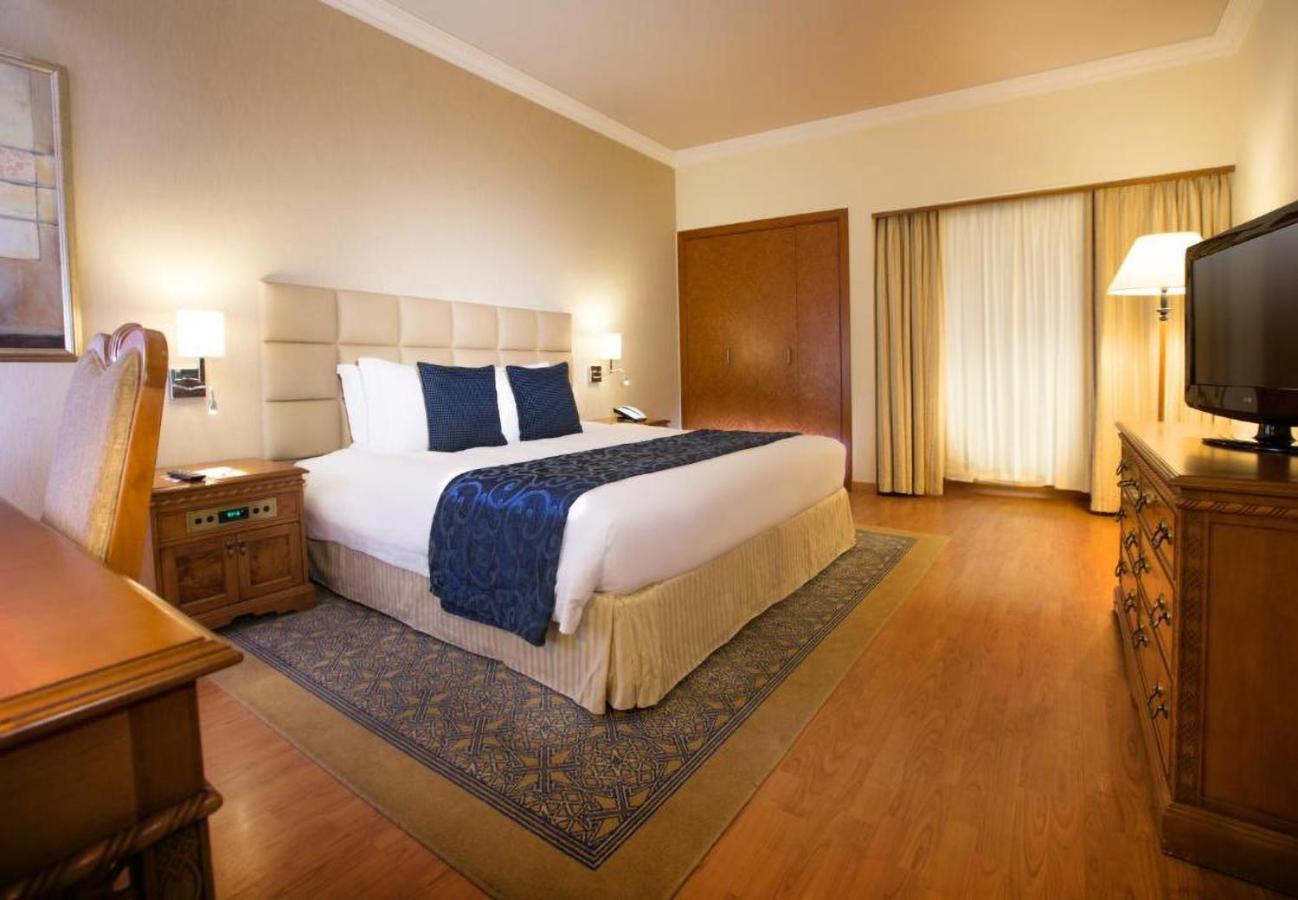 One Bedroom Suite