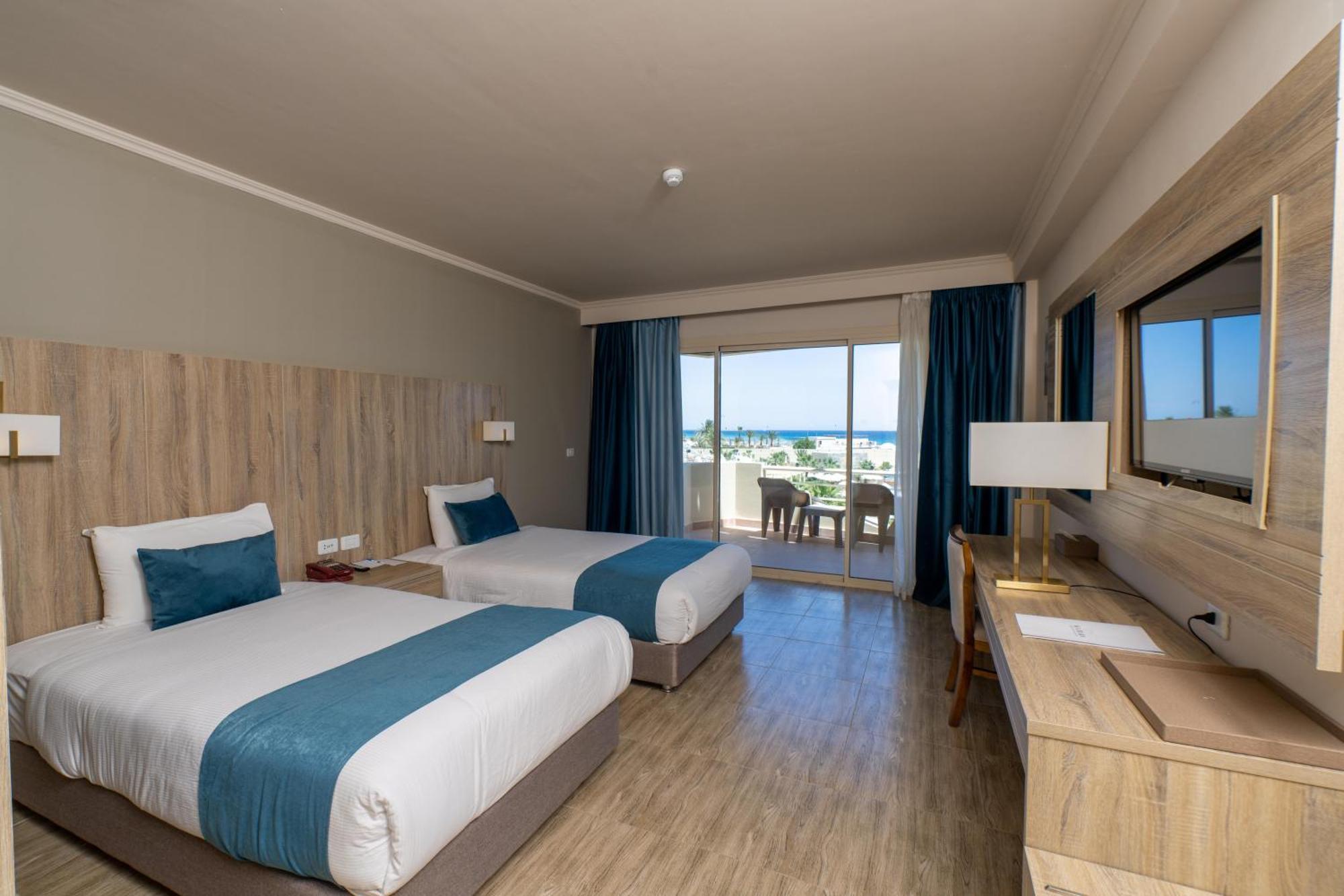 Superior Double Room Partial Sea View