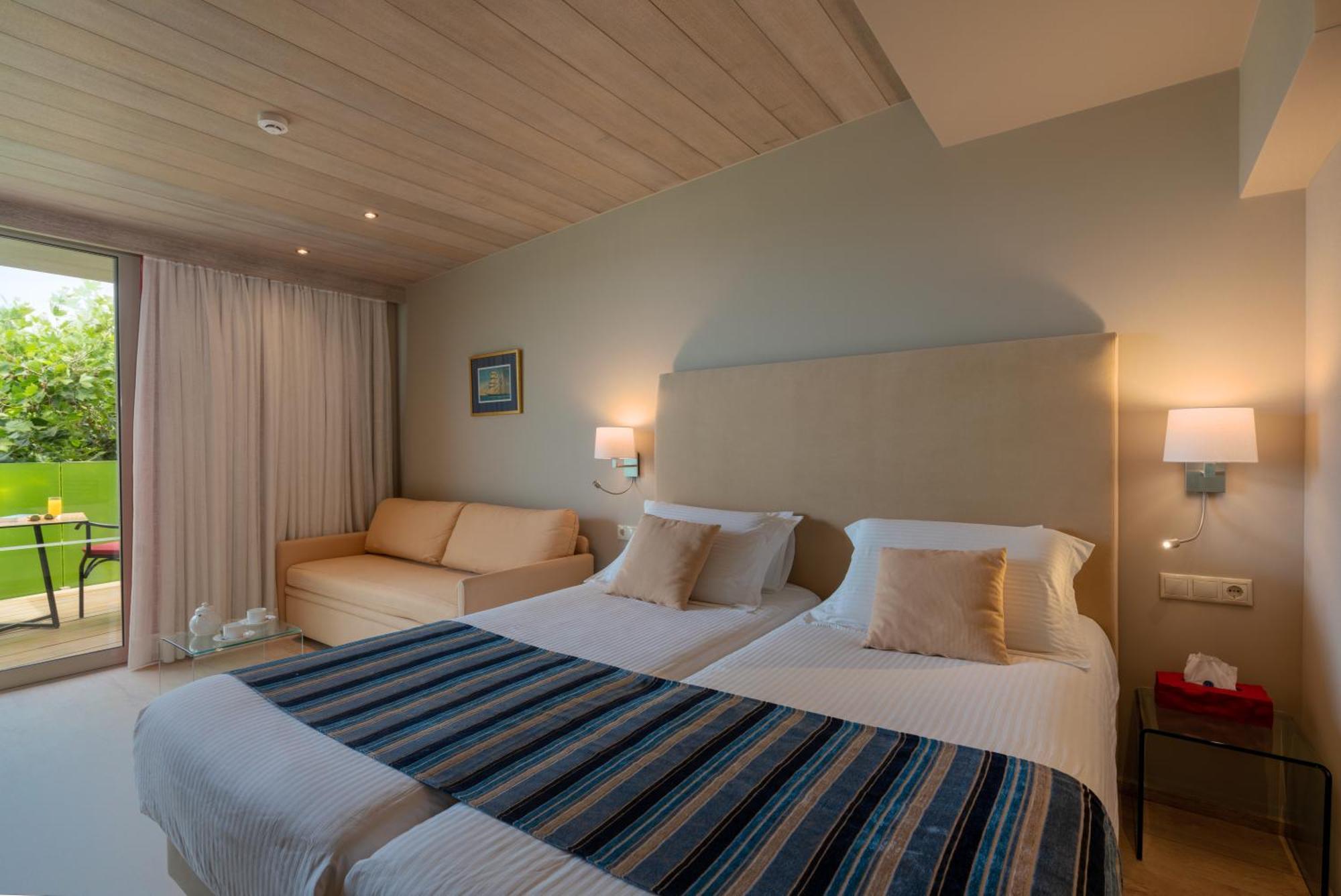 Junior Suite Sea View & Jetted Tub