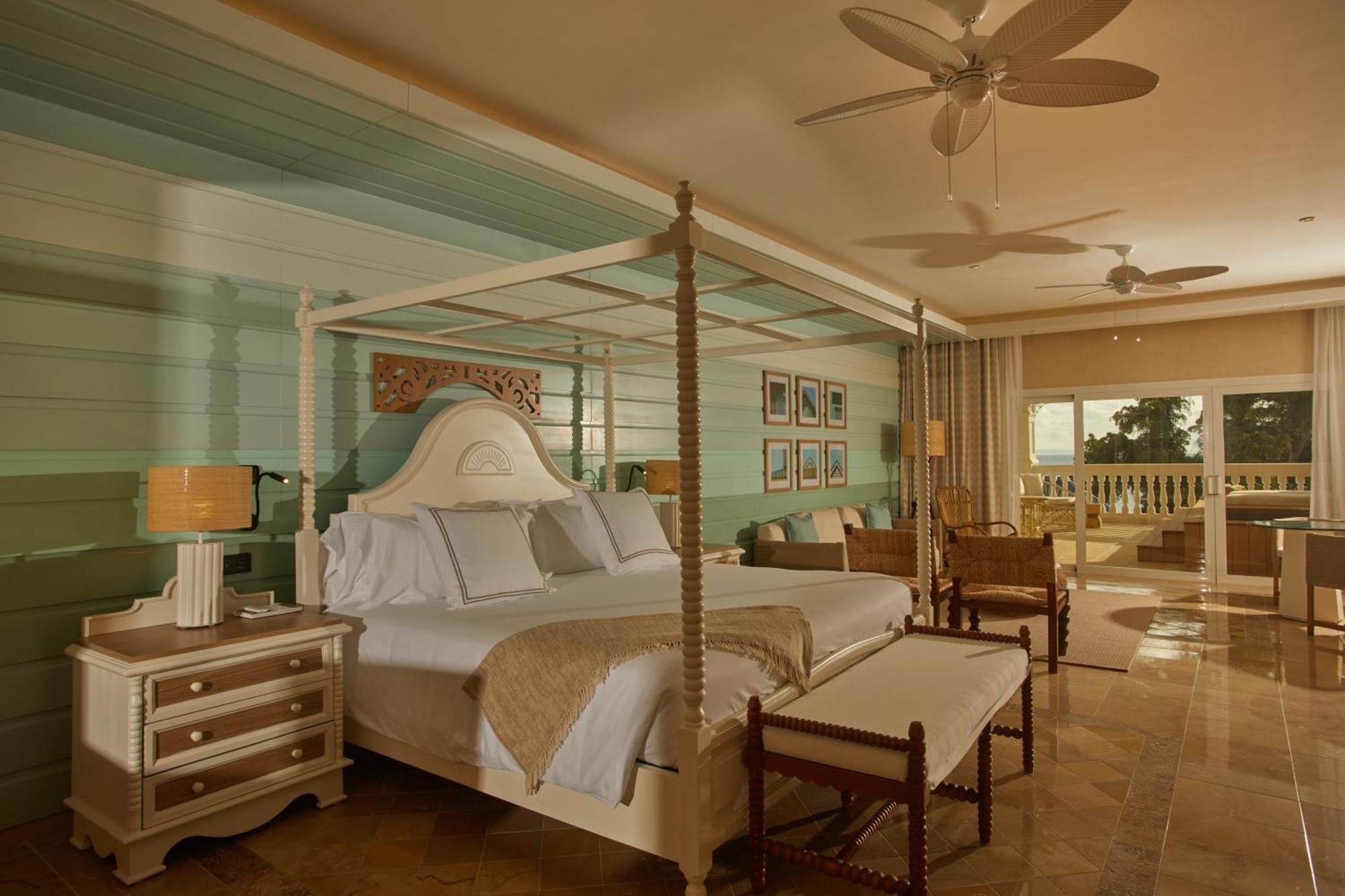 Family Junior Suite Plunge Pool