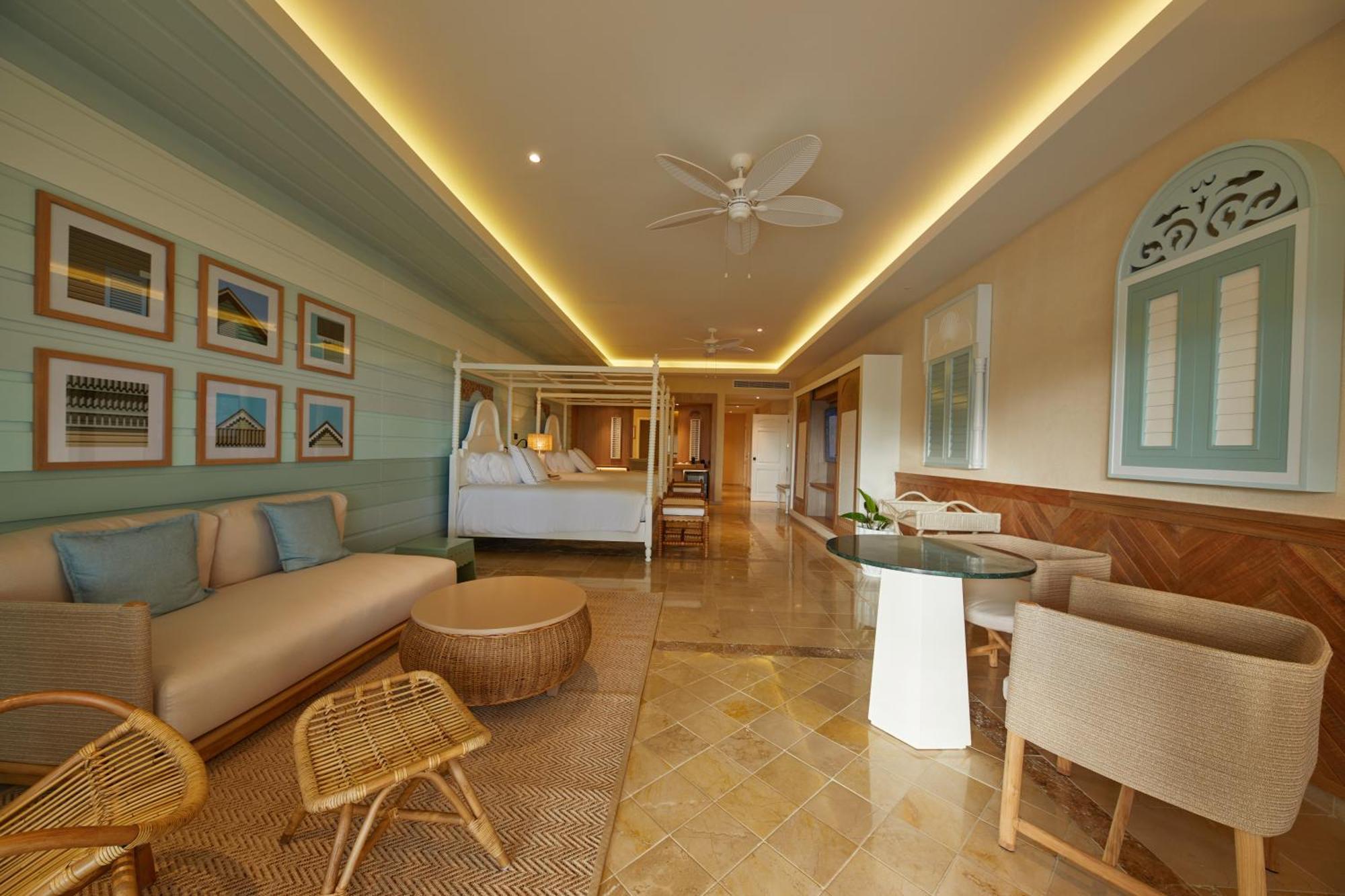 Family Junior Suite Plunge Pool