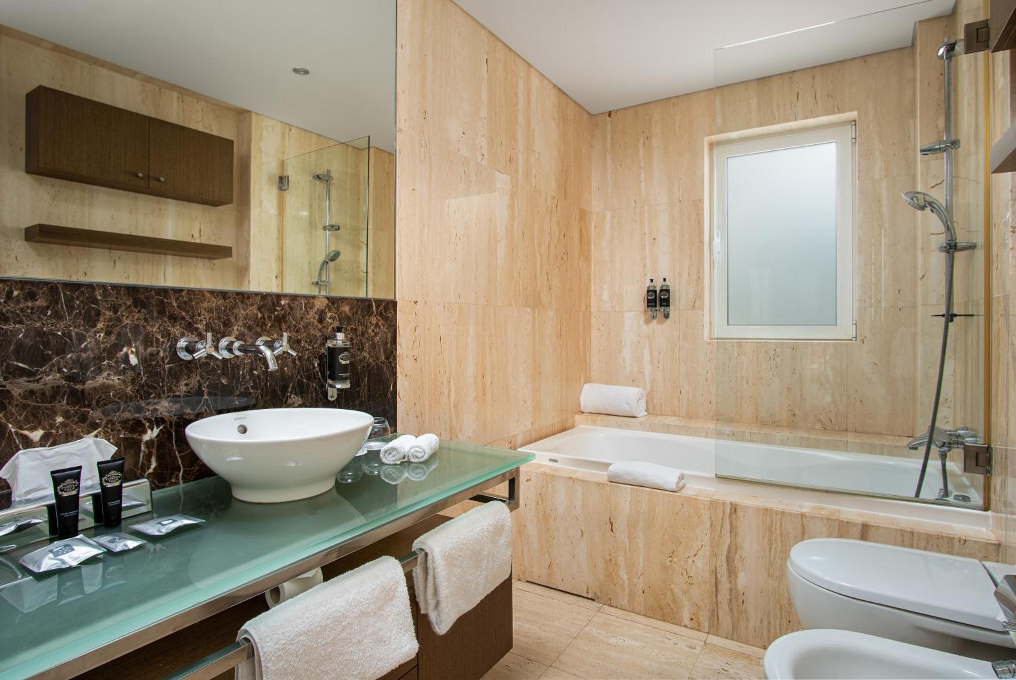 Two-Bedroom Luxury Townhouse