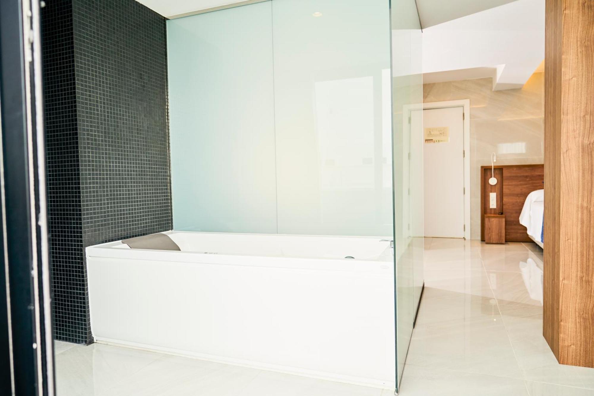 Suite Junior avec Bain à Remous Extérieur