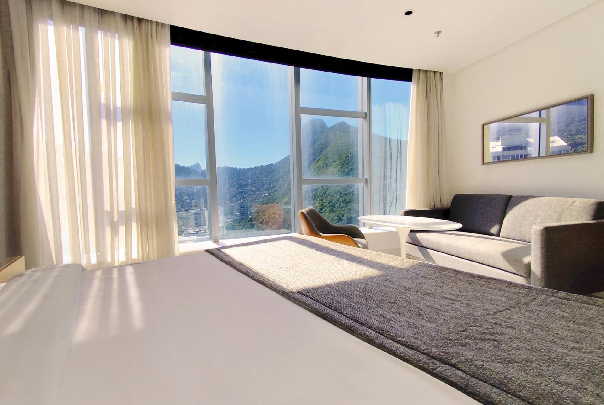 Quarto Deluxe com Vista Montanha
