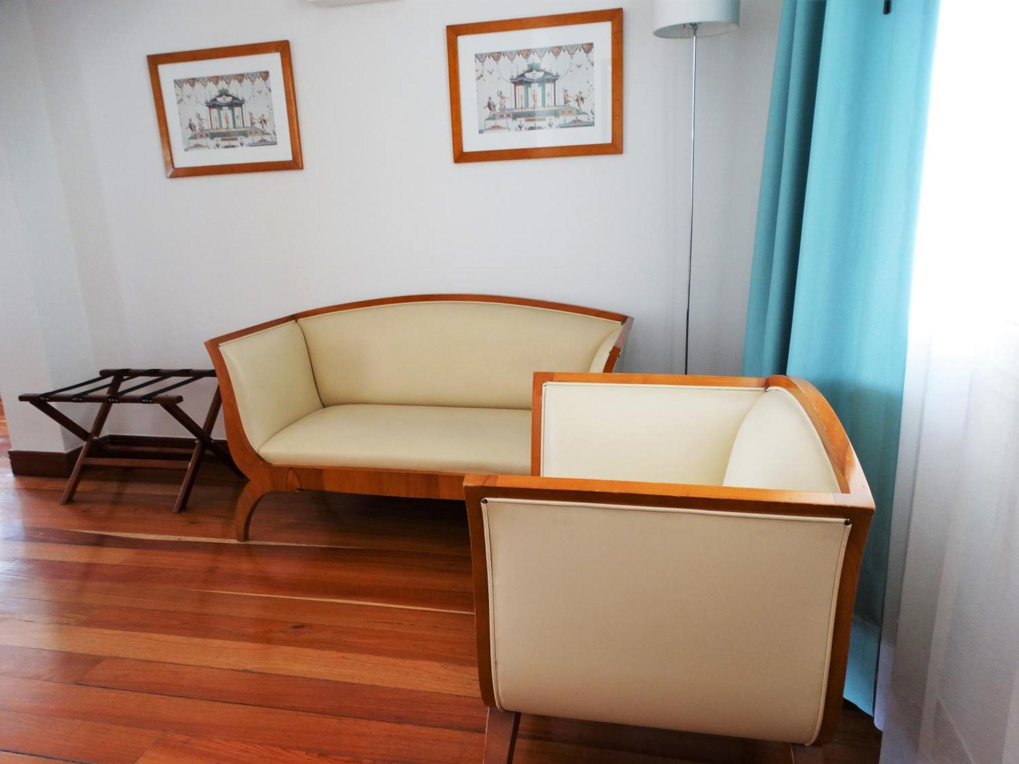 Junior Suite,1607663133:JPEG