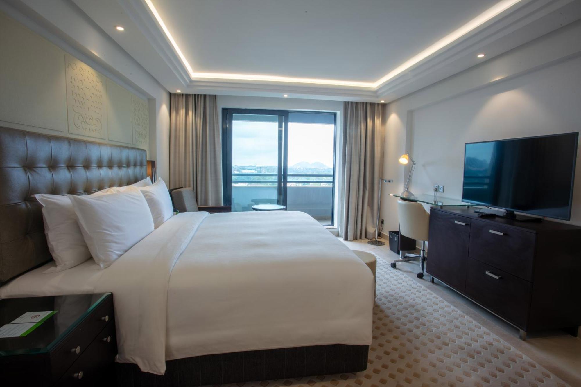 Premium King Room