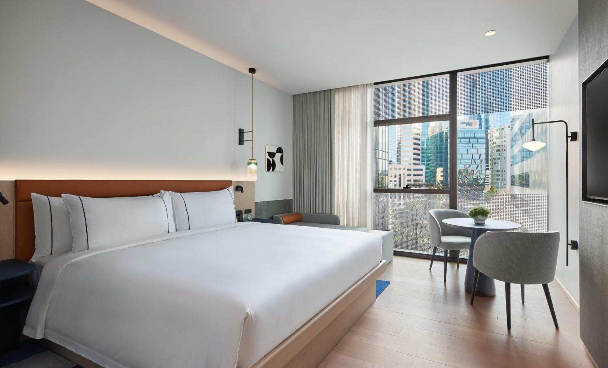 Hotel Room King,1620531435:JPEG