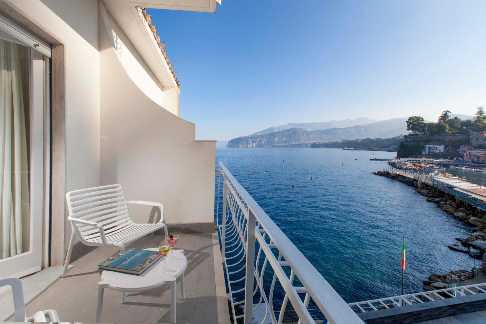 Deluxe Double or Twin Room with Balcony